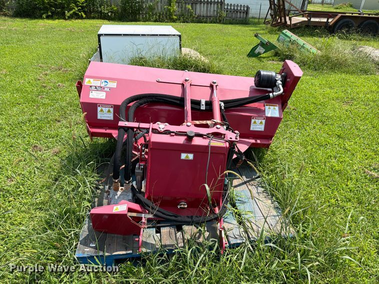 image for item EV2379 Ventrac KJ520 broom