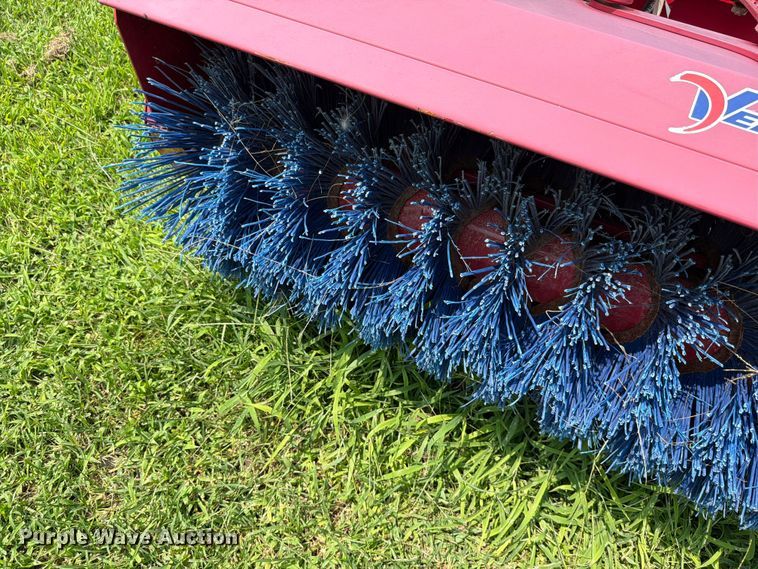 image for item EV2379 Ventrac KJ520 broom
