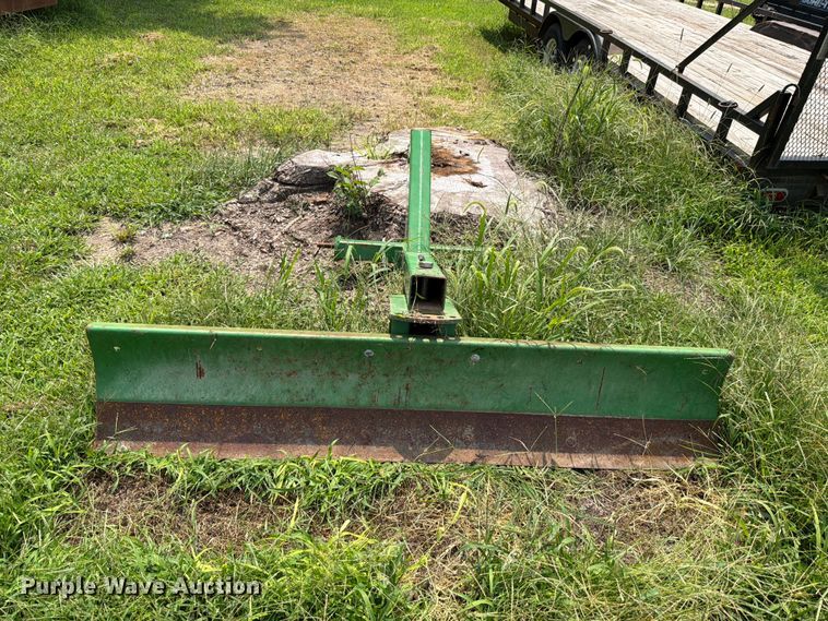 image for item EV2380 Frontier three point blade
