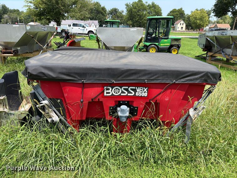 image for item EV2382 Boss VBX 6500 spreader