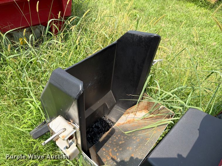 image for item EV2383 Boss VBX 6500 spreader