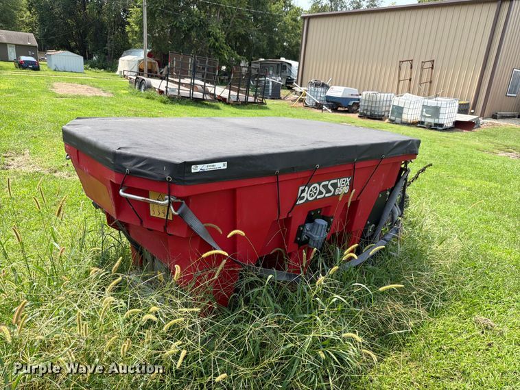 Boss VBX 6500 spreader