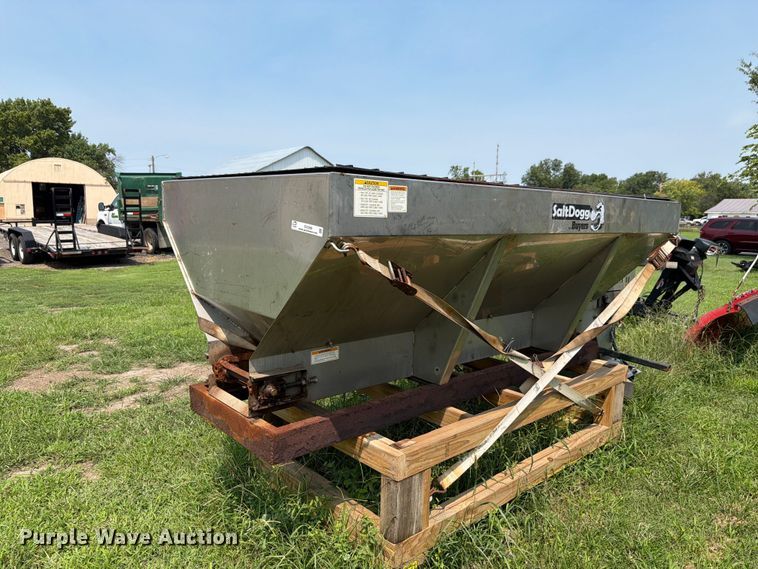 Buyers Salt Dogg spreader