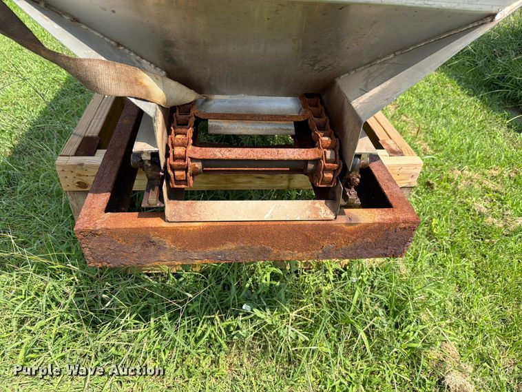 image for item EV2385 Buyers Salt Dogg spreader