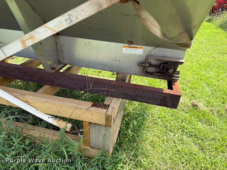 image for item EV2385 Buyers Salt Dogg spreader