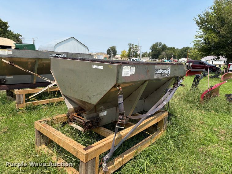 Buyers Salt Dogg spreader