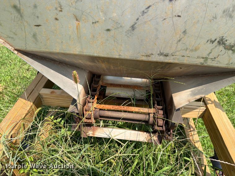 image for item EV2386 Buyers Salt Dogg spreader