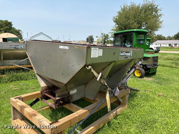 Buyers Salt Dogg spreader