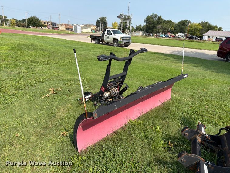 image for item EV2396 Boss 8' W snow plow