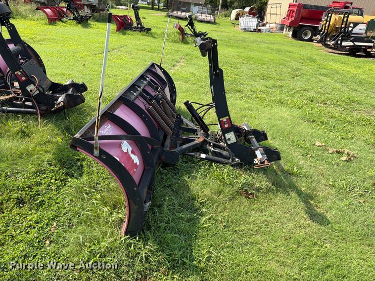 image for item EV2396 Boss 8' W snow plow