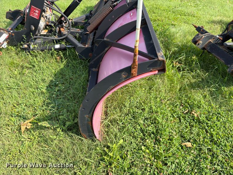 image for item EV2396 Boss 8' W snow plow