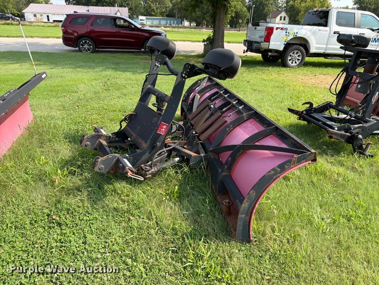 image for item EV2397 Boss 8' W snow plow