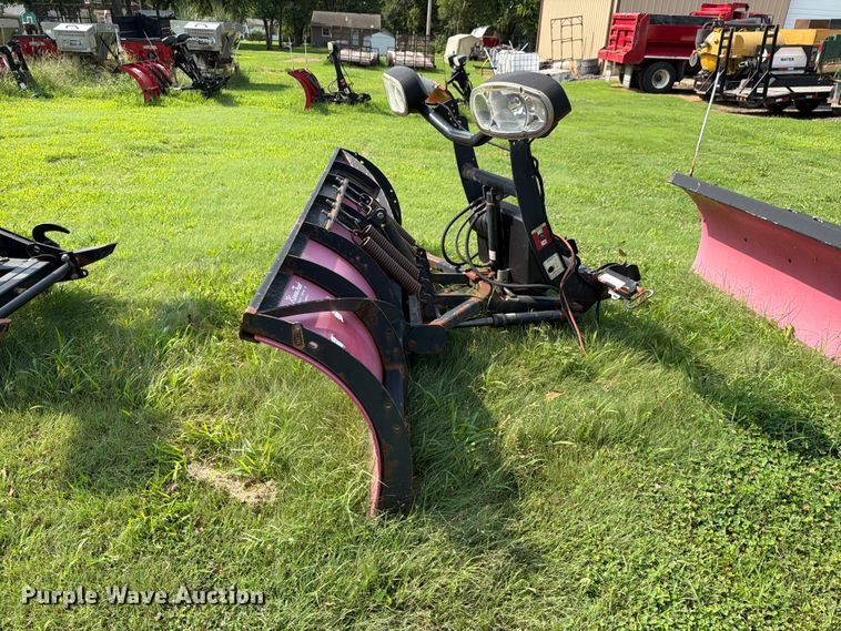image for item EV2397 Boss 8' W snow plow