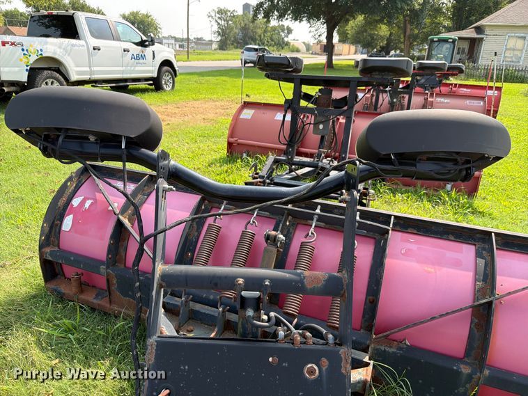 image for item EV2397 Boss 8' W snow plow