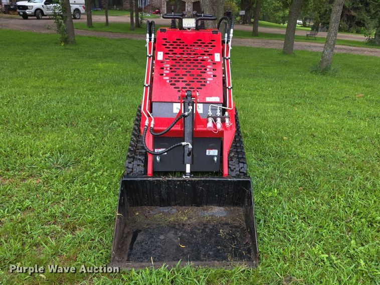 image for item EV2432 2026 AGT YSRT14 compact utility loader