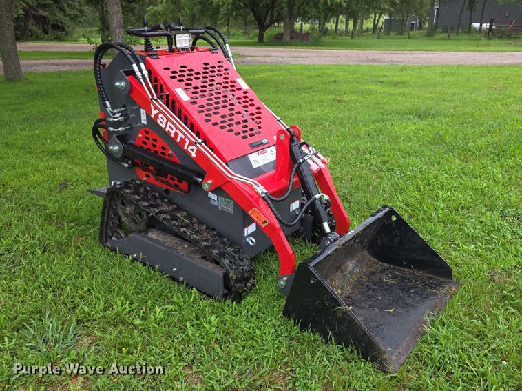 image for item EV2432 2026 AGT YSRT14 compact utility loader