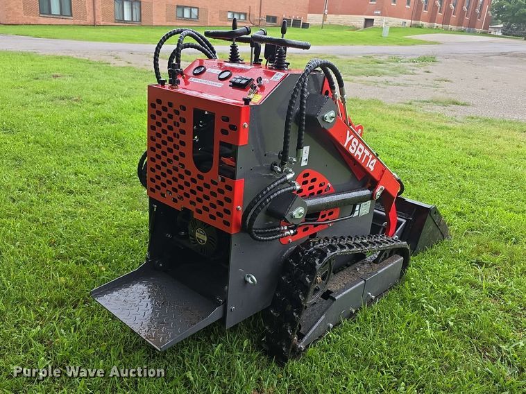 image for item EV2432 2026 AGT YSRT14 compact utility loader