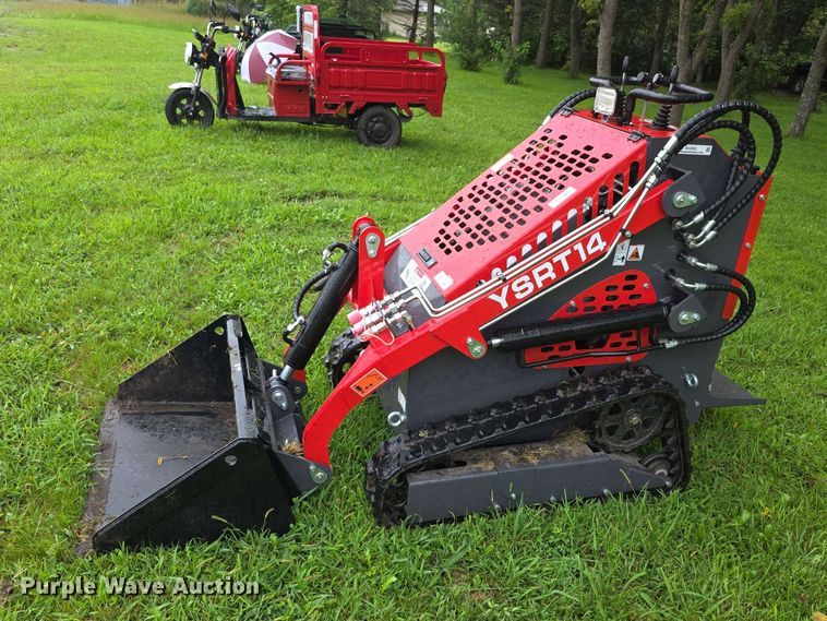 image for item EV2432 2026 AGT YSRT14 compact utility loader