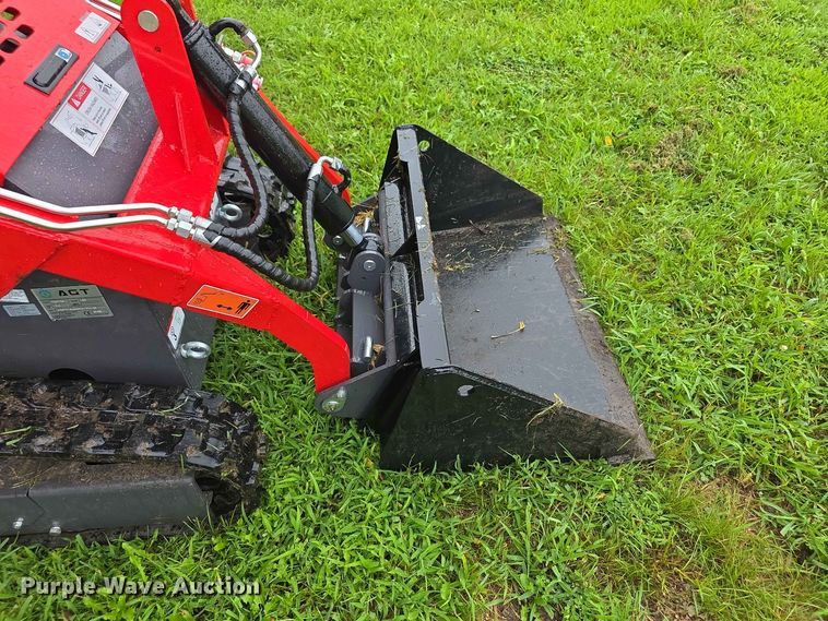 image for item EV2432 2026 AGT YSRT14 compact utility loader