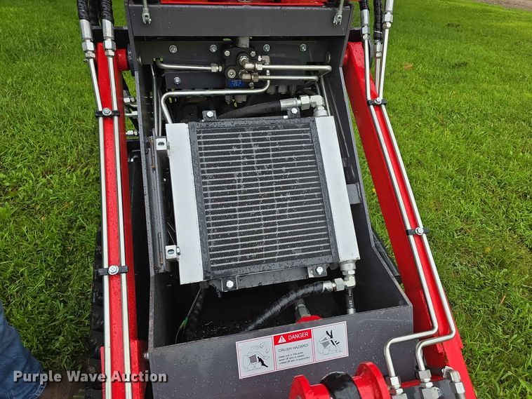 image for item EV2432 2026 AGT YSRT14 compact utility loader