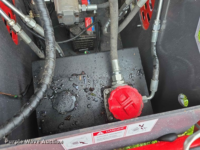 image for item EV2432 2026 AGT YSRT14 compact utility loader