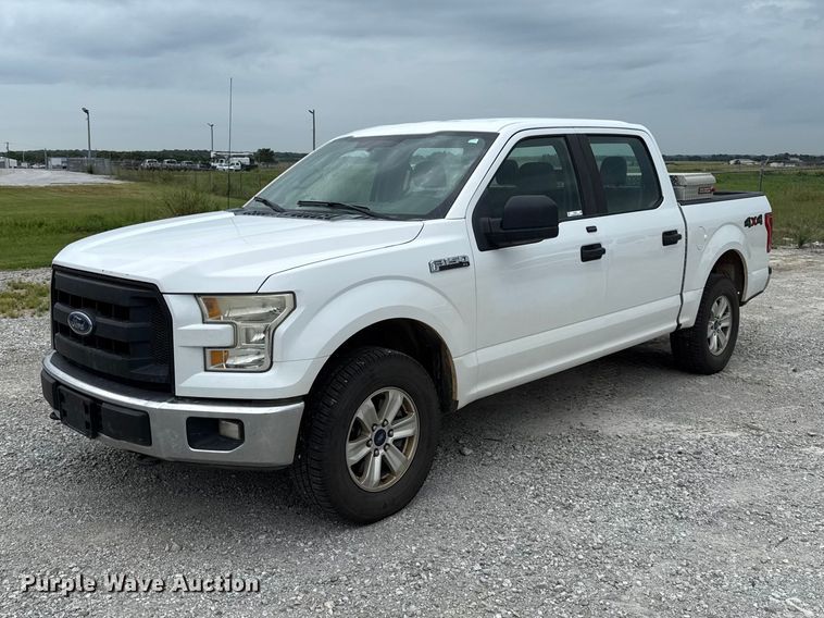 2016 Ford F150 XL Crew Cab pickup truck
