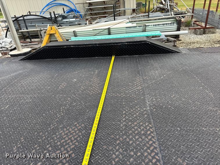 image for item EV6050 2022 Atlas TR102X336 equipment trailer