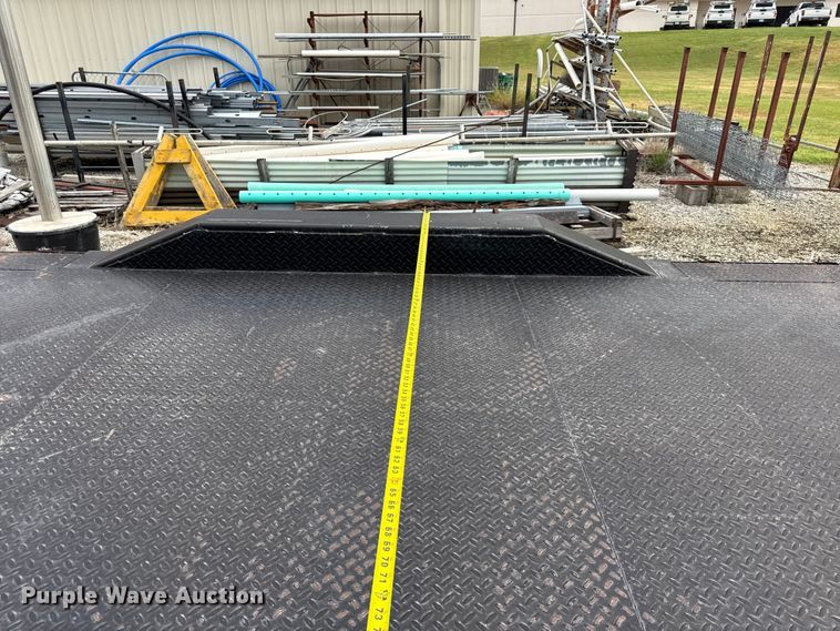 image for item EV6050 2022 Atlas TR102X336 equipment trailer