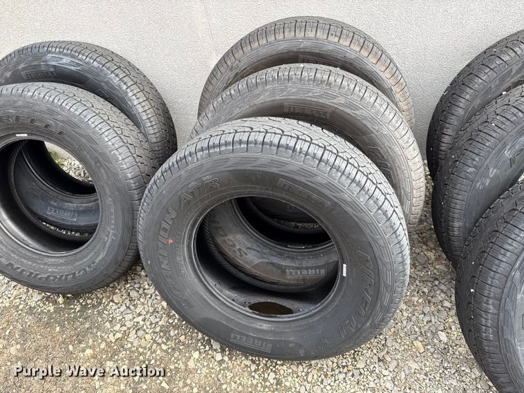 image for item EV6051 (12) Pirelli 265/70R17 tires