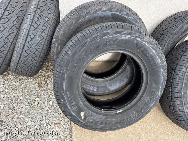 image for item EV6051 (12) Pirelli 265/70R17 tires