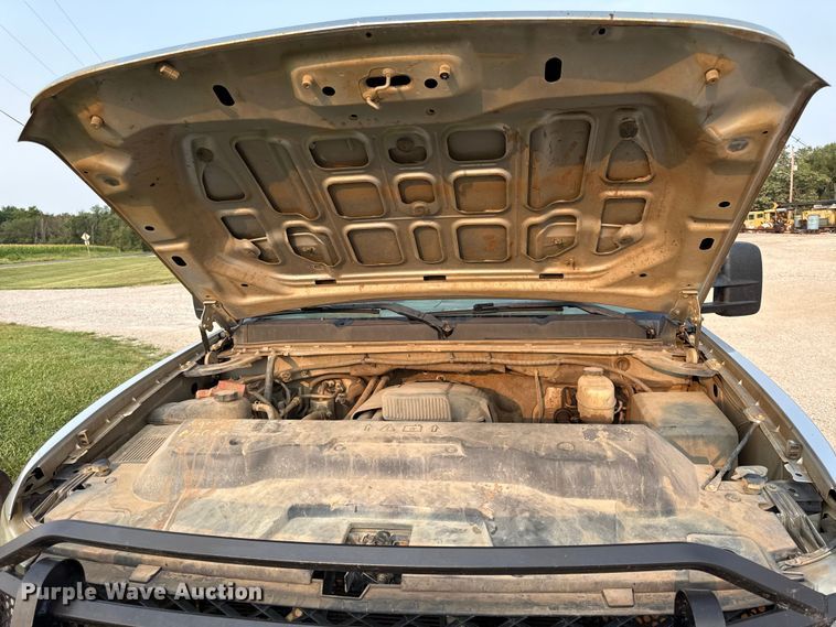 image for item EV6060 2013 Chevrolet Silverado 2500HD pickup truck