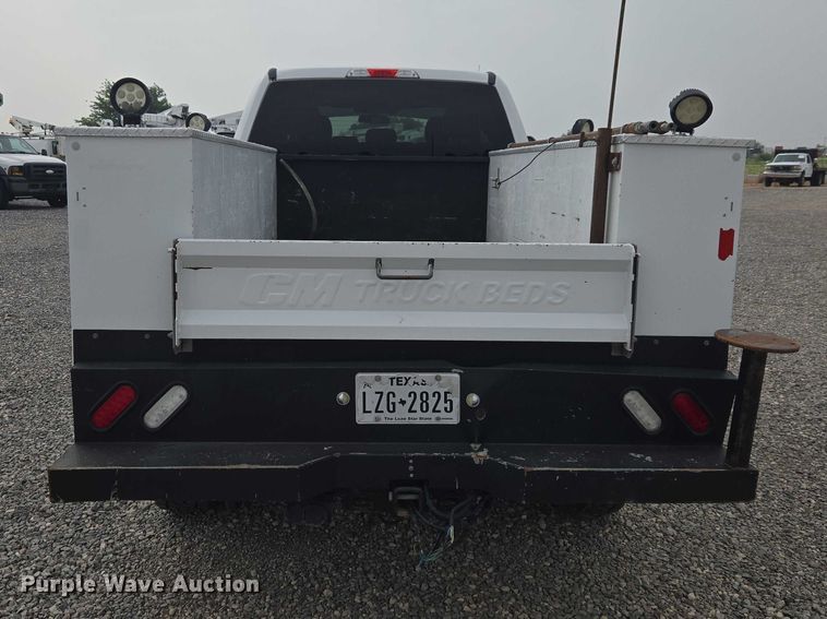 image for item EW0143 2019 Ford F250 Super Duty Ext. Cab utility bed pickup truck