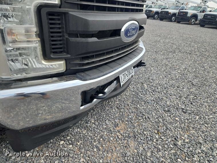 image for item EW0143 2019 Ford F250 Super Duty Ext. Cab utility bed pickup truck