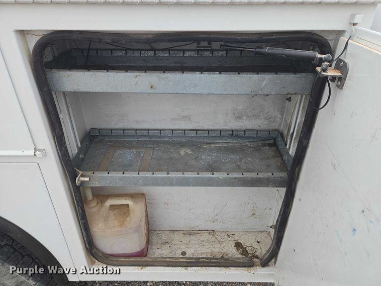 image for item EW0143 2019 Ford F250 Super Duty Ext. Cab utility bed pickup truck