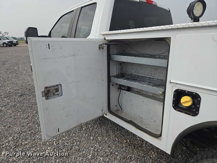 image for item EW0143 2019 Ford F250 Super Duty Ext. Cab utility bed pickup truck