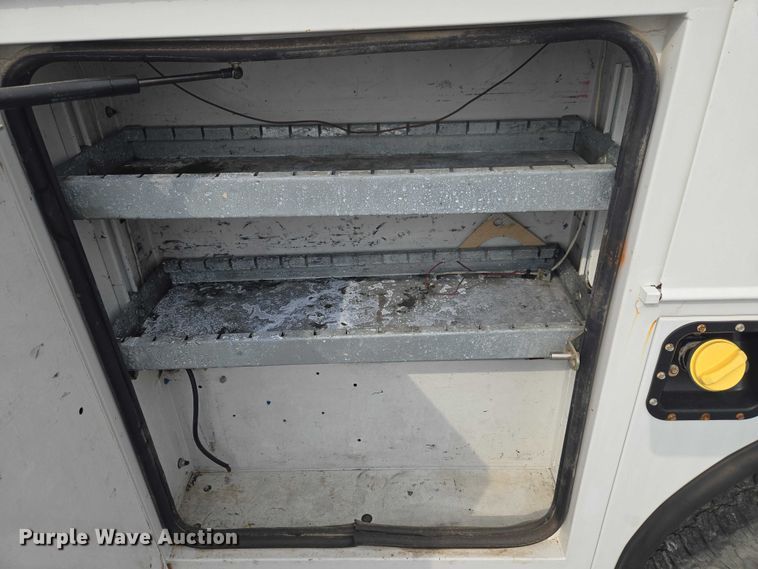 image for item EW0143 2019 Ford F250 Super Duty Ext. Cab utility bed pickup truck