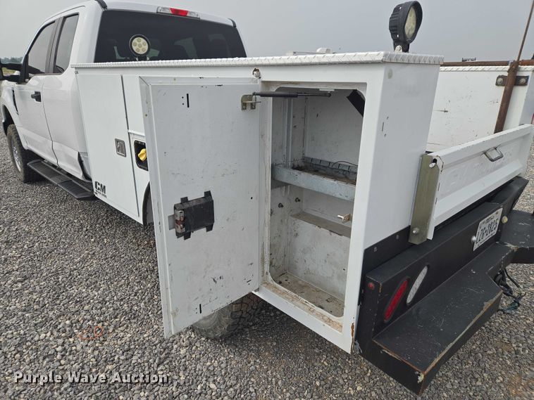 image for item EW0143 2019 Ford F250 Super Duty Ext. Cab utility bed pickup truck