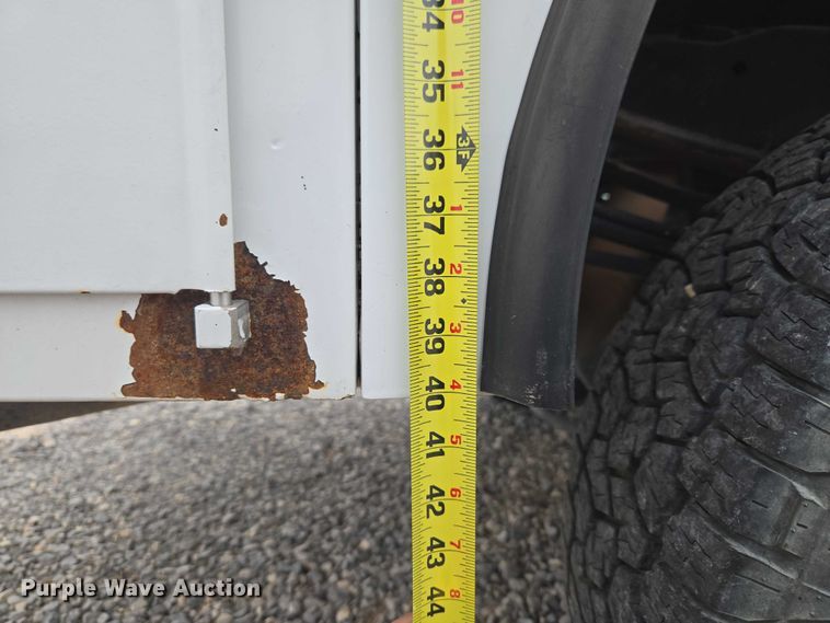 image for item EW0143 2019 Ford F250 Super Duty Ext. Cab utility bed pickup truck