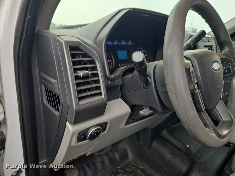 image for item EW0143 2019 Ford F250 Super Duty Ext. Cab utility bed pickup truck