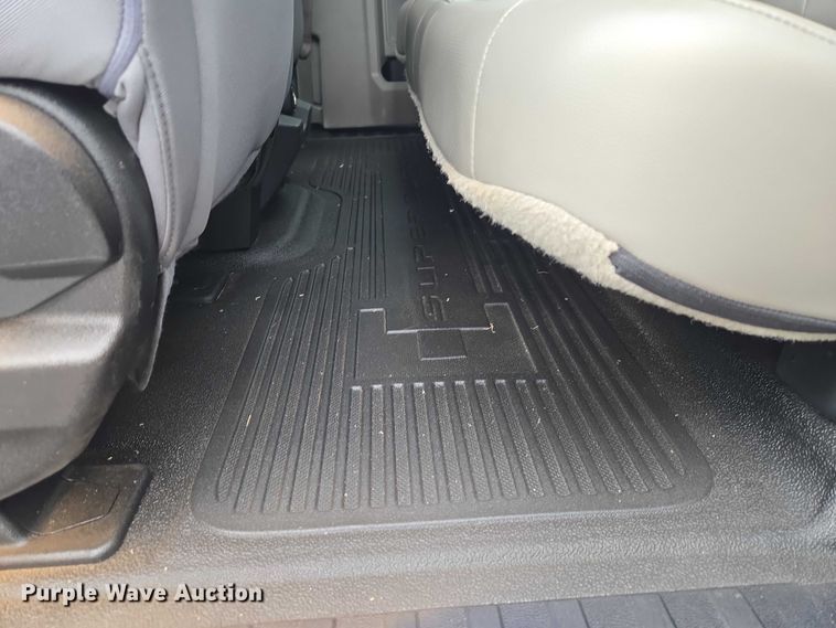 image for item EW0143 2019 Ford F250 Super Duty Ext. Cab utility bed pickup truck