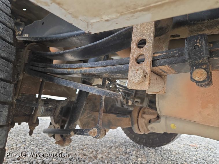 image for item EW0143 2019 Ford F250 Super Duty Ext. Cab utility bed pickup truck
