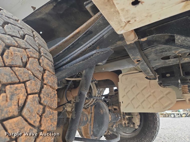 image for item EW0143 2019 Ford F250 Super Duty Ext. Cab utility bed pickup truck