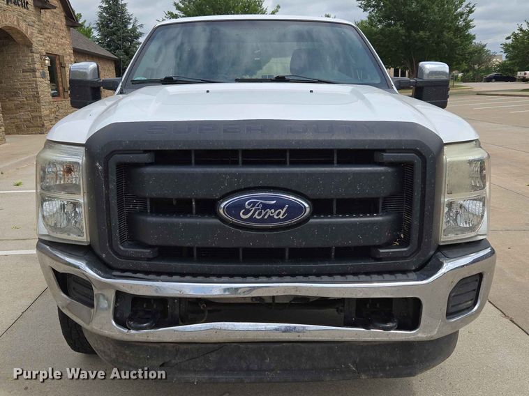 image for item EW0285 2013 Ford F250 Super Duty utility bed pickup truck