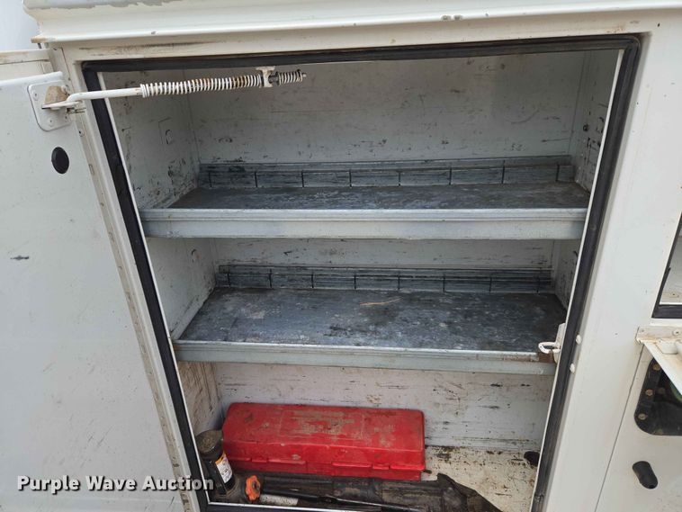 image for item EW0285 2013 Ford F250 Super Duty utility bed pickup truck
