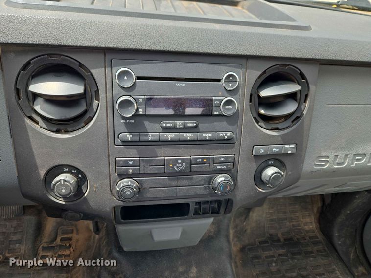 image for item EW0285 2013 Ford F250 Super Duty utility bed pickup truck