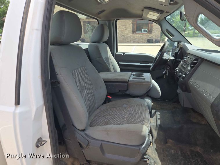 image for item EW0285 2013 Ford F250 Super Duty utility bed pickup truck