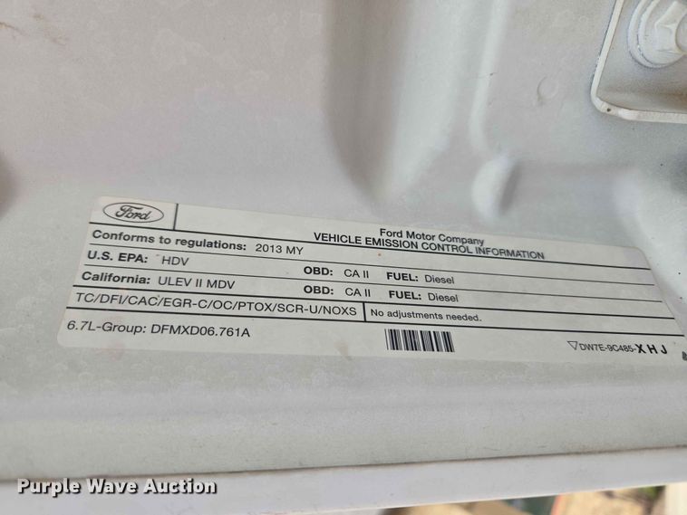image for item EW0285 2013 Ford F250 Super Duty utility bed pickup truck