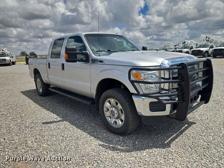image for item EW0462 2015 Ford F250 Super Duty Crew Cab pickup truck