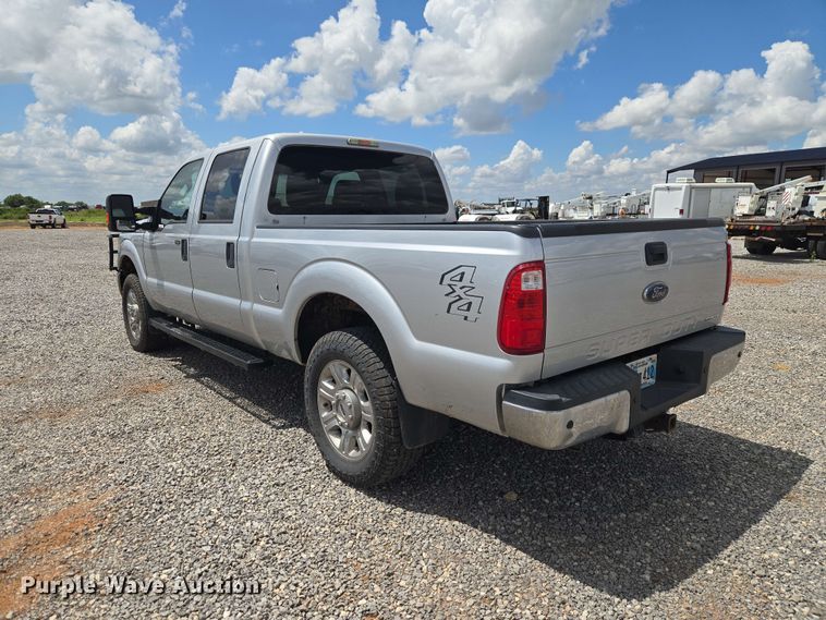image for item EW0462 2015 Ford F250 Super Duty Crew Cab pickup truck