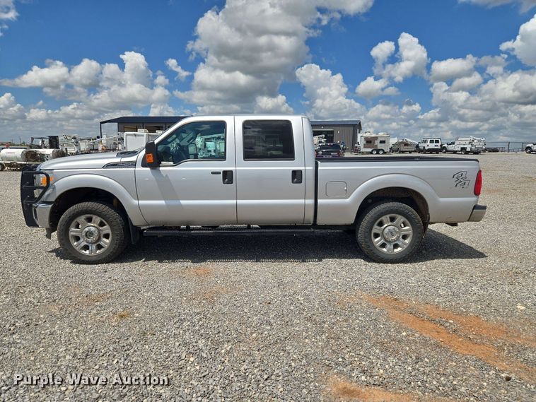 image for item EW0462 2015 Ford F250 Super Duty Crew Cab pickup truck